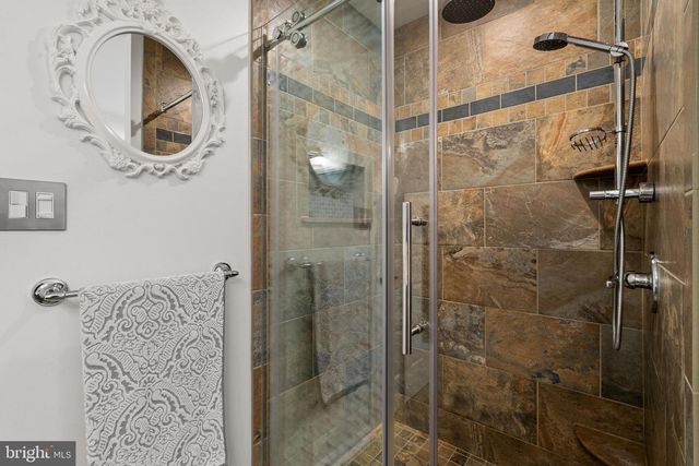 40 BEAVER RUN RD, Downingtown, PA 19335