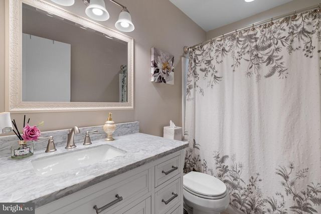 40 BEAVER RUN RD, Downingtown, PA 19335