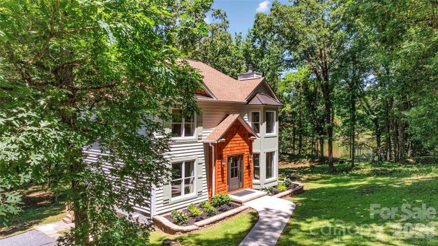 1433 Lurecliff Place, Fort Mill, SC 29708