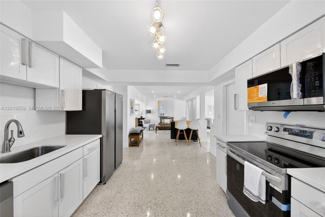 1619 Hollywood Blvd, Hollywood, FL 33020