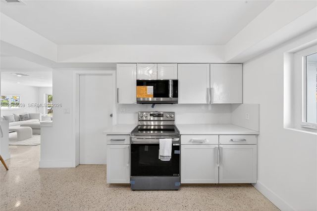 1619 Hollywood Blvd, Hollywood, FL 33020