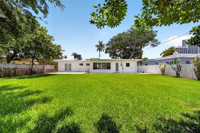 1619 Hollywood Blvd, Hollywood, FL 33020