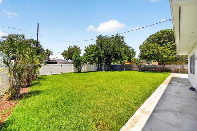 1619 Hollywood Blvd, Hollywood, FL 33020