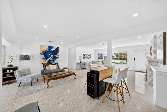 1619 Hollywood Blvd, Hollywood, FL 33020