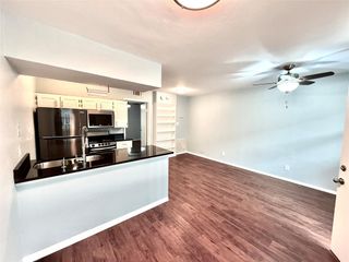 2401 Manor RD 132, Austin, TX 78722