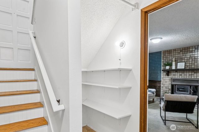 8914 Homestead Avenue NE, Olympia, WA 98516