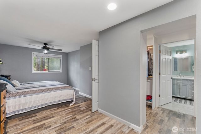 8914 Homestead Avenue NE, Olympia, WA 98516