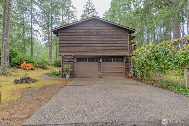 8914 Homestead Avenue NE, Olympia, WA 98516