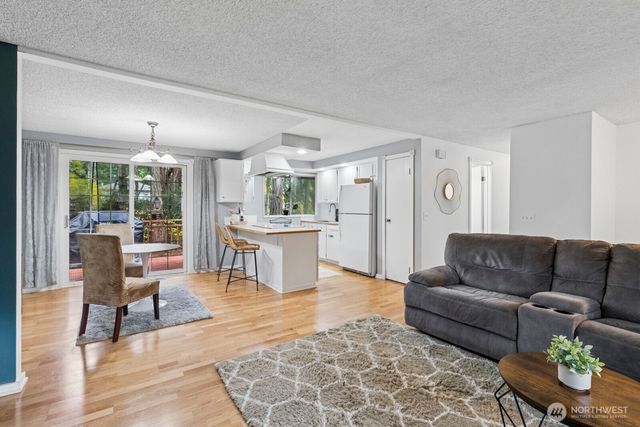 8914 Homestead Avenue NE, Olympia, WA 98516