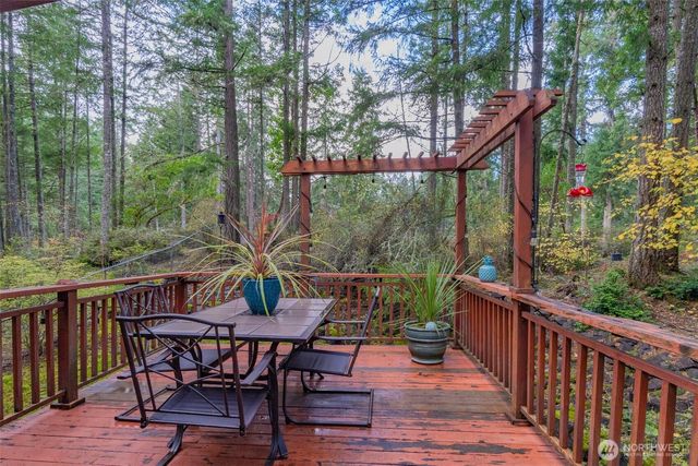 8914 Homestead Avenue NE, Olympia, WA 98516