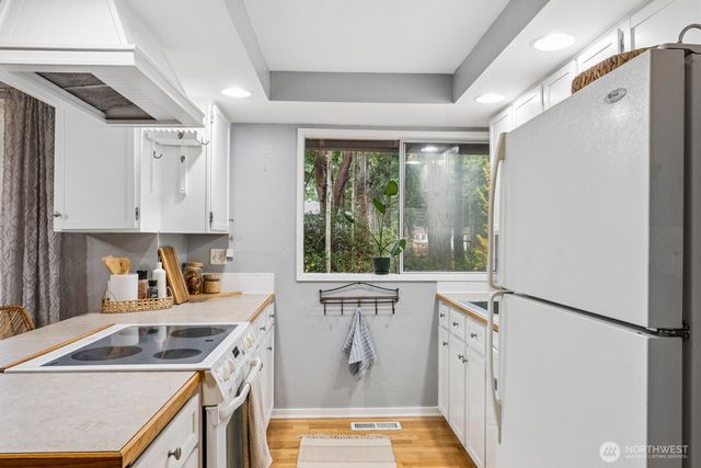 8914 Homestead Avenue NE, Olympia, WA 98516