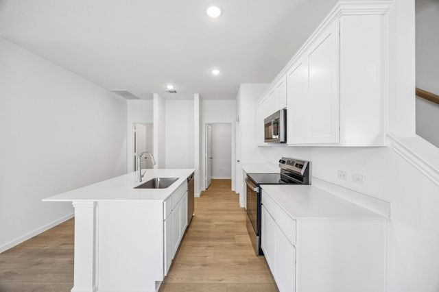 824 Hillcrest Boulevard, Princeton, TX 75407