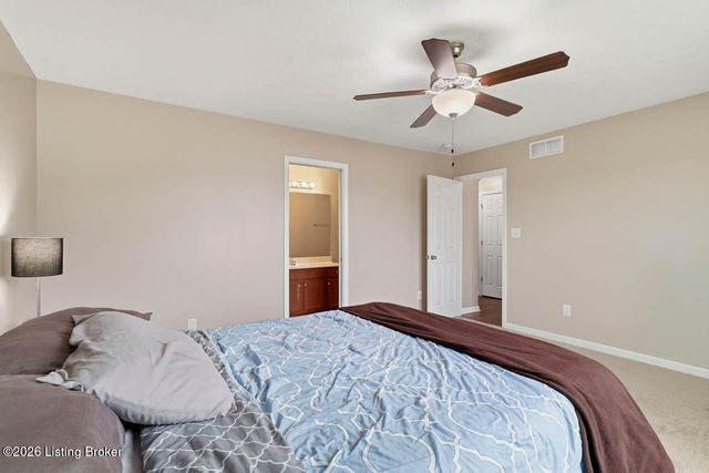 306 Mallard Pointe Blvd, Shepherdsville, KY 40165