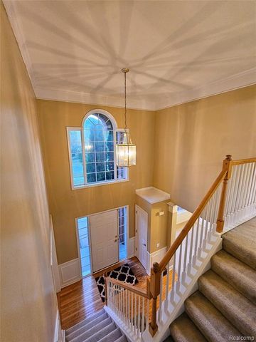 8350 Thornhill Drive, Ypsilanti, MI 48197