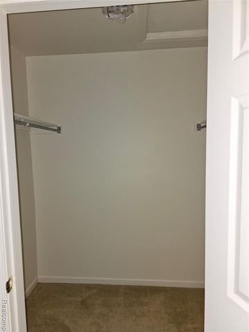 8350 Thornhill Drive, Ypsilanti, MI 48197