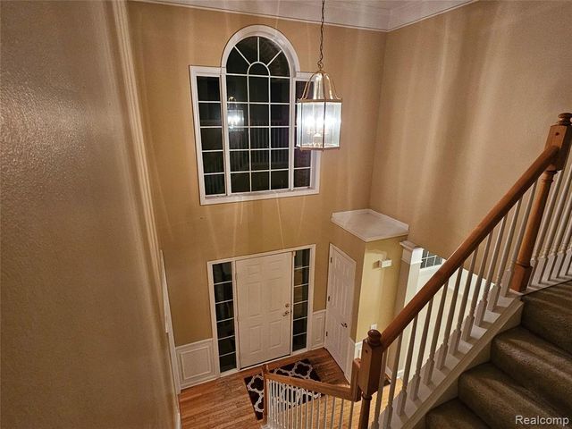 8350 Thornhill Drive, Ypsilanti, MI 48197