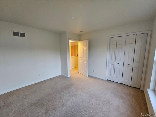 8350 Thornhill Drive, Ypsilanti, MI 48197