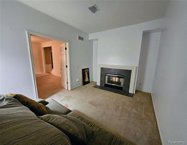 8350 Thornhill Drive, Ypsilanti, MI 48197