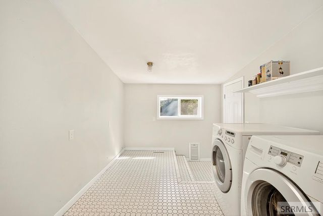 69 S 1200 W, Blackfoot, ID 83221