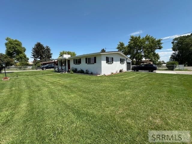 69 S 1200 W, Blackfoot, ID 83221