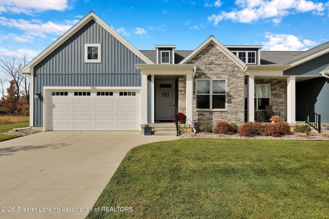 1139 Peninsula Drive, Grand Ledge, MI 48837