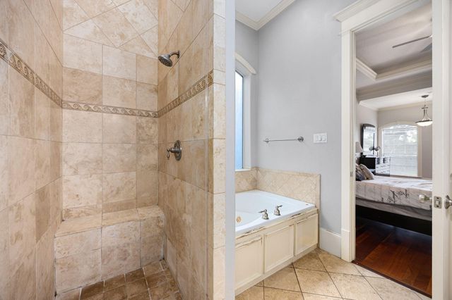 843 W 21st Street B, Houston, TX 77008