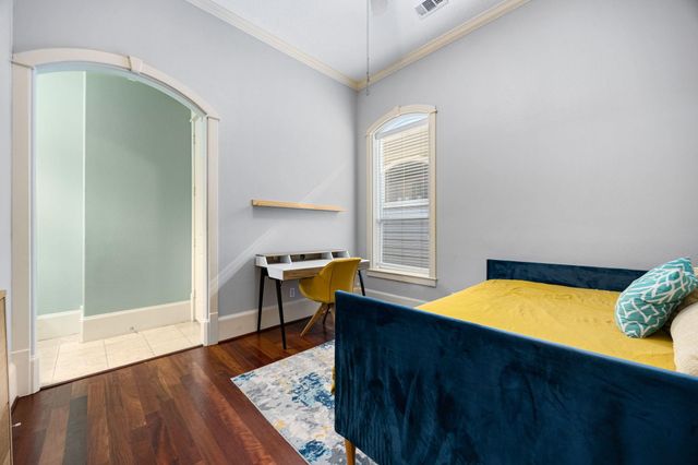 843 W 21st Street B, Houston, TX 77008