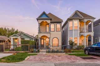 843 W 21st Street B, Houston, TX 77008
