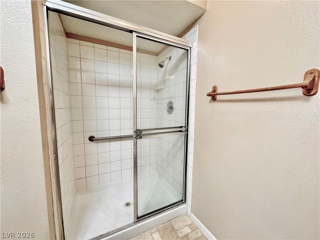 304 Crosswind Way, Las Vegas, NV 89145