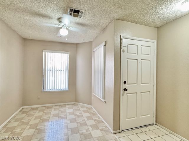 304 Crosswind Way, Las Vegas, NV 89145