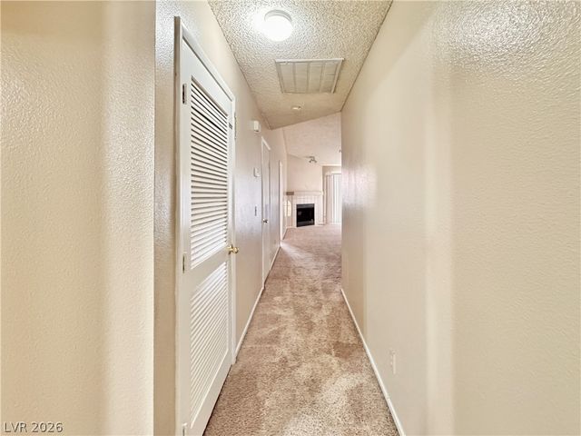 304 Crosswind Way, Las Vegas, NV 89145