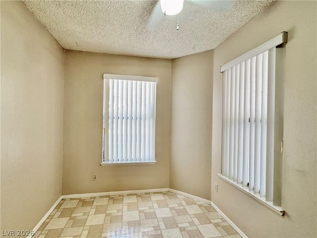 304 Crosswind Way, Las Vegas, NV 89145