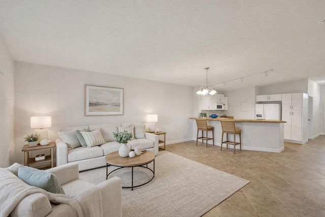 11731 Timbers Way, Boca Raton, FL 33428