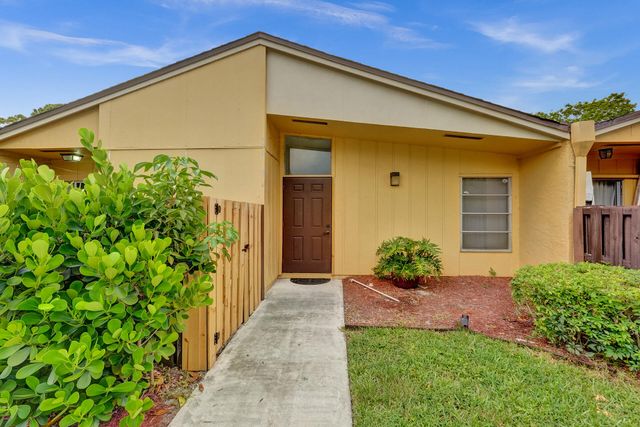 11731 Timbers Way, Boca Raton, FL 33428