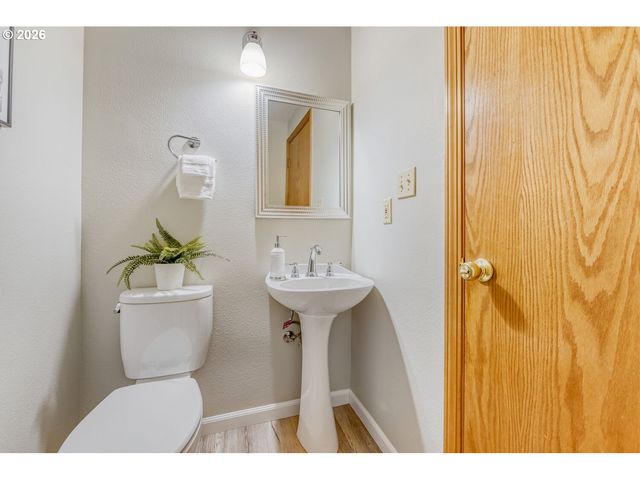 14775 Sw GULL Dr, Beaverton, OR 97007