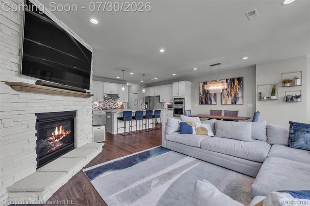 43626 Chancellor Lane, Novi, MI 48375