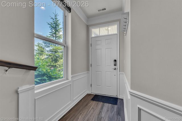 43626 Chancellor Lane, Novi, MI 48375