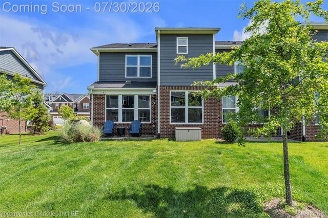 43626 Chancellor Lane, Novi, MI 48375