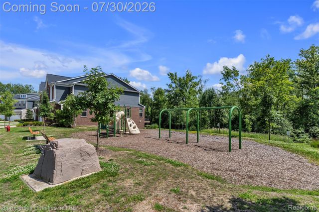 43626 Chancellor Lane, Novi, MI 48375