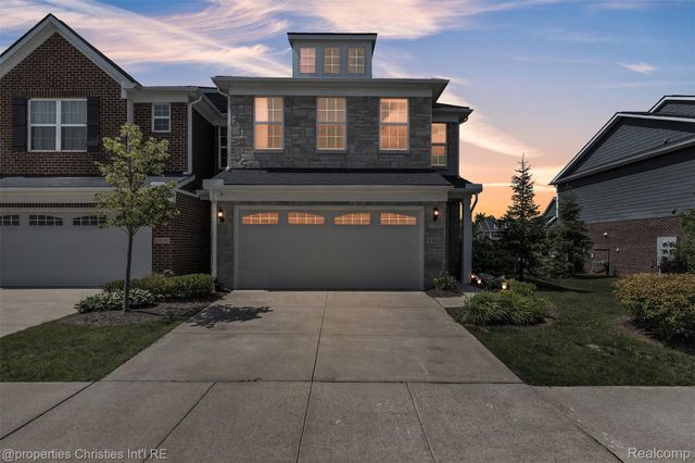 43626 Chancellor Lane, Novi, MI 48375