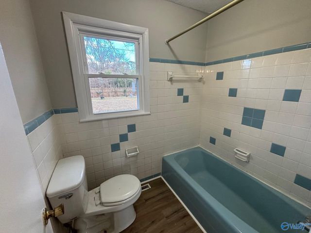 11209 Maplecrest Drive, Huntsville, AL 35803