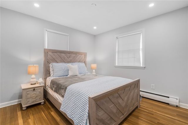 384 Valley Road, Middletown, RI 02842