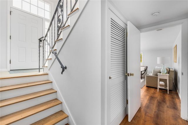 384 Valley Road, Middletown, RI 02842