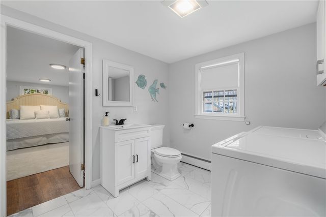 384 Valley Road, Middletown, RI 02842