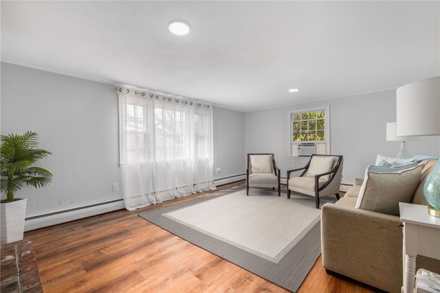 384 Valley Road, Middletown, RI 02842