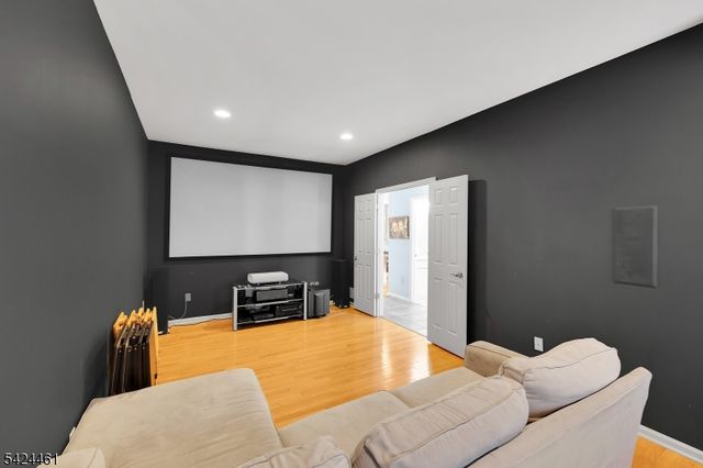 39 Autumn Ridge Rd, Parsippany-troy Hills Twp., NJ 07950