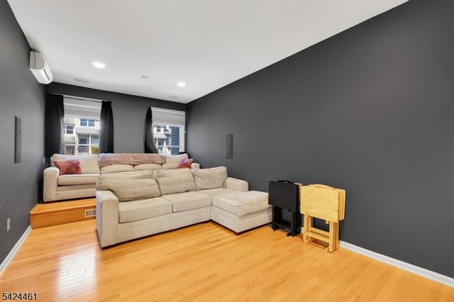 39 Autumn Ridge Rd, Parsippany-troy Hills Twp., NJ 07950