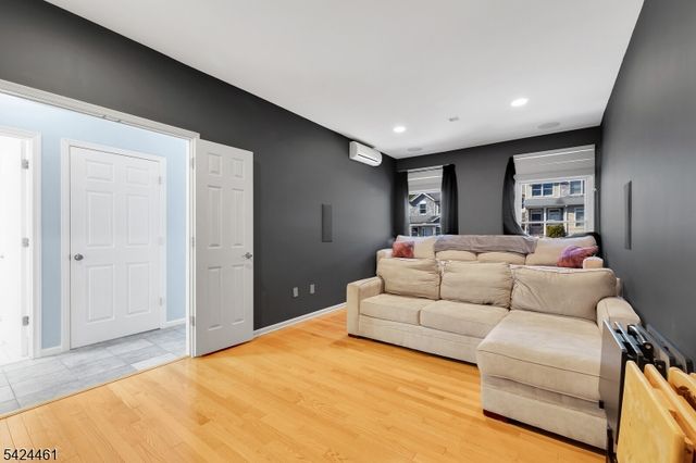 39 Autumn Ridge Rd, Parsippany-troy Hills Twp., NJ 07950