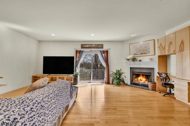 39 Autumn Ridge Rd, Parsippany-troy Hills Twp., NJ 07950