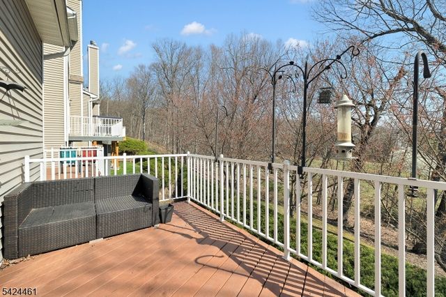 39 Autumn Ridge Rd, Parsippany-troy Hills Twp., NJ 07950